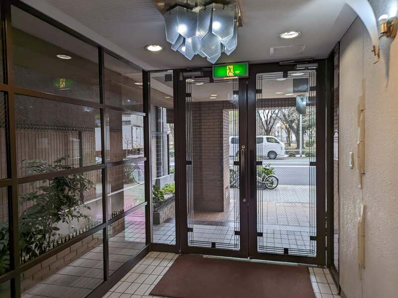 建物エントランス