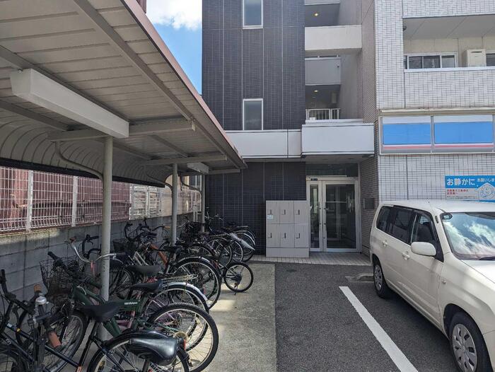 建物エントランス