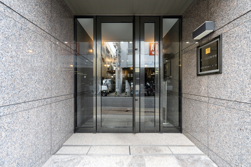 建物エントランス