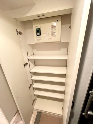 収納