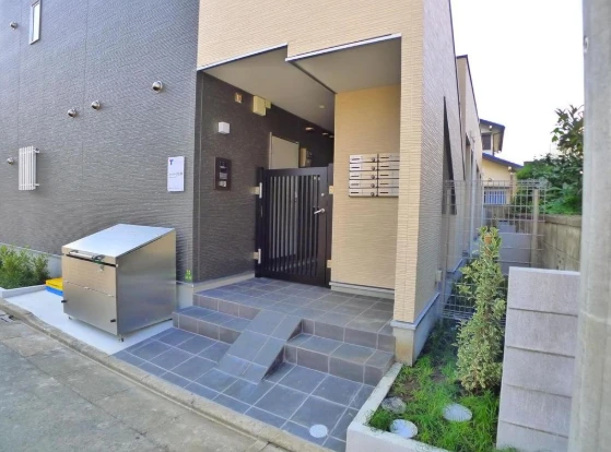 建物エントランス