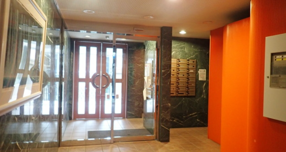 建物エントランス