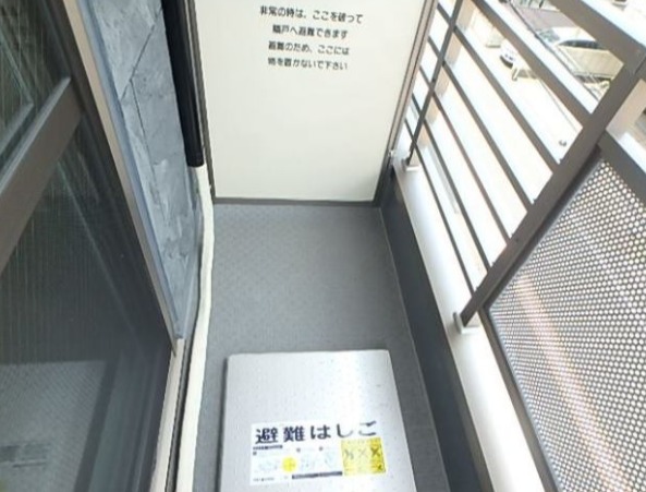 バルコニー