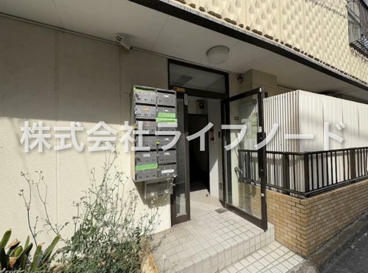建物エントランス