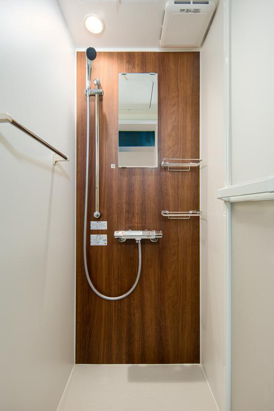 シャワールーム