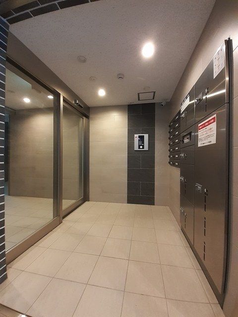 建物エントランス