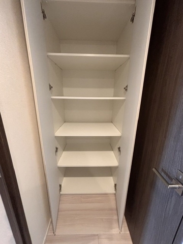 収納