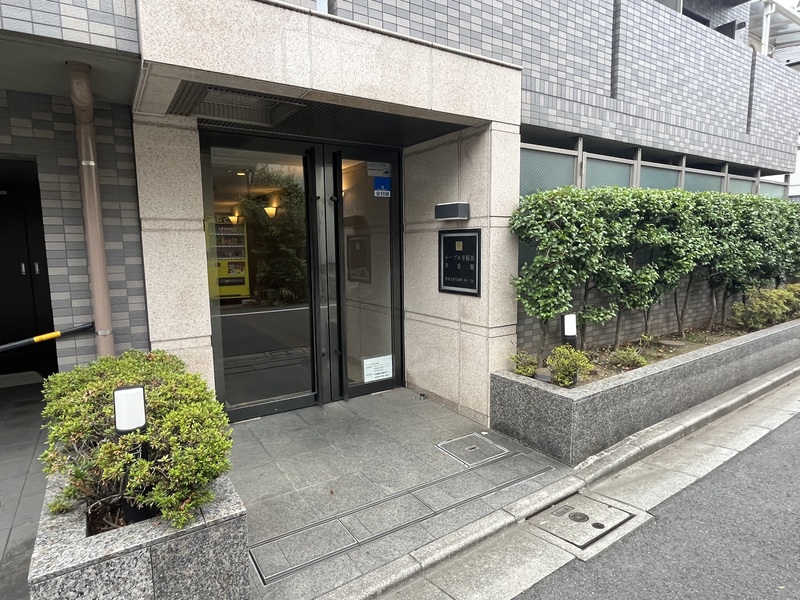 建物エントランス