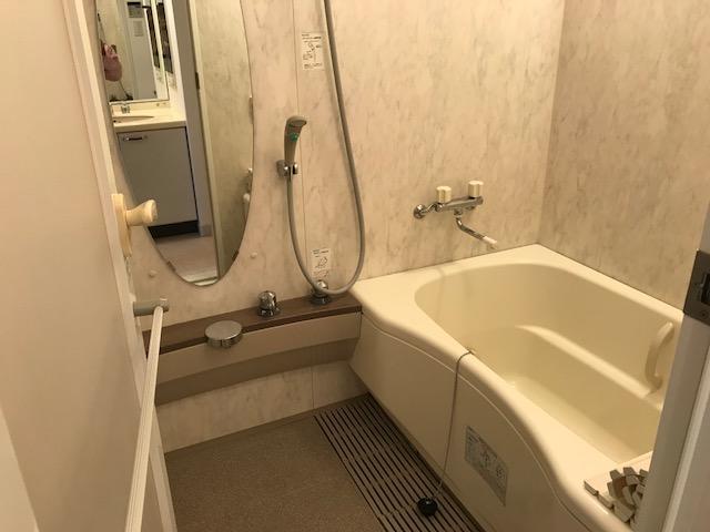 シャワールーム