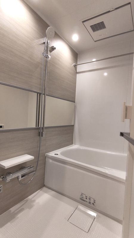 シャワールーム