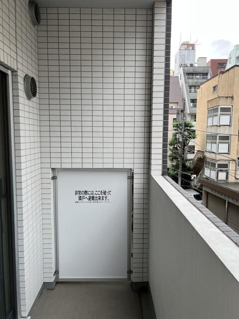 バルコニー