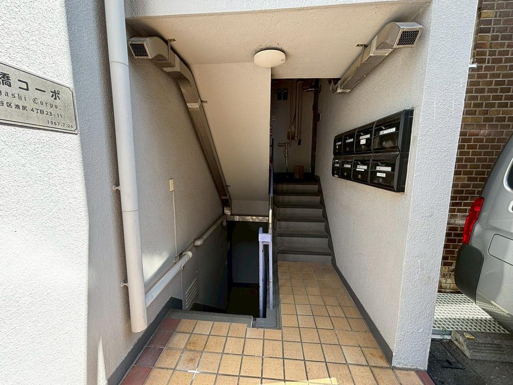 建物エントランス