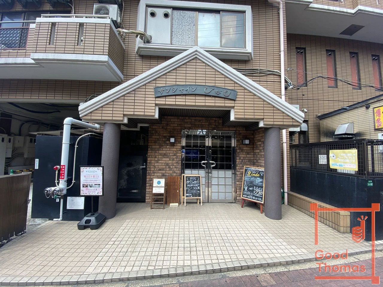 建物エントランス