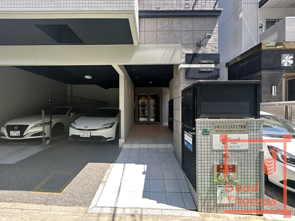 建物エントランス