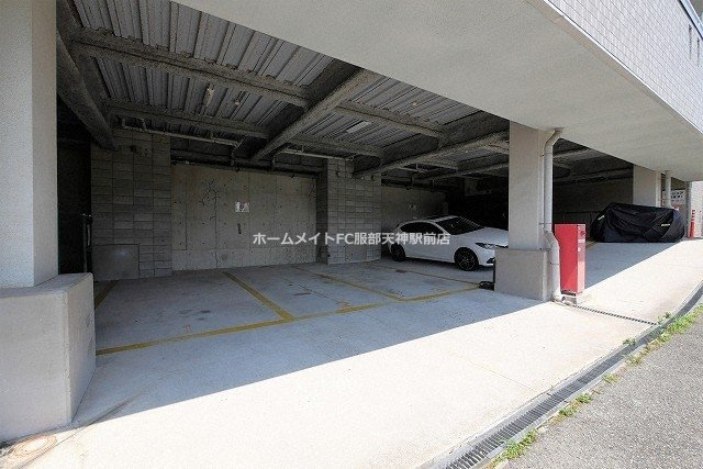 Gran Pino 春日 202 駐車場