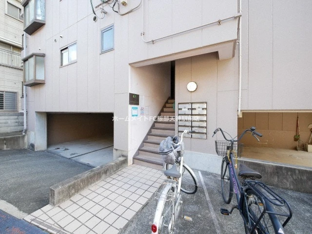 AIROSE豊中 203 玄関