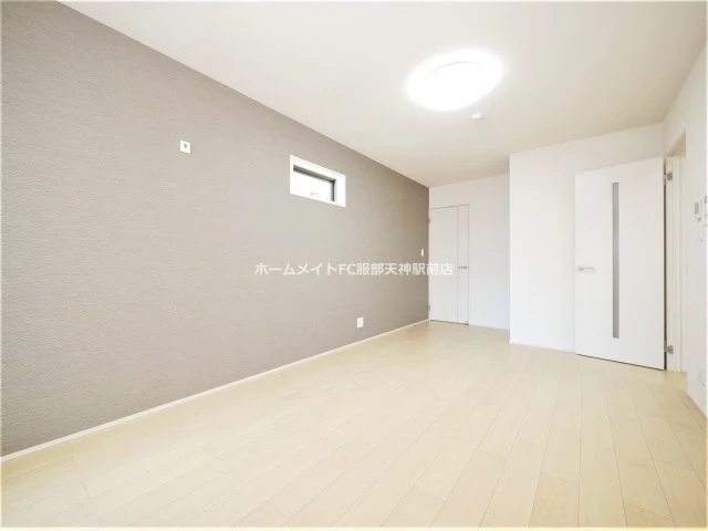 フジパレス服部本町II番館 102 リビング