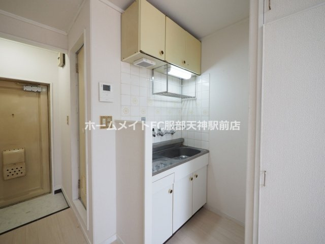 ストロング第3新大阪 202 キッチン