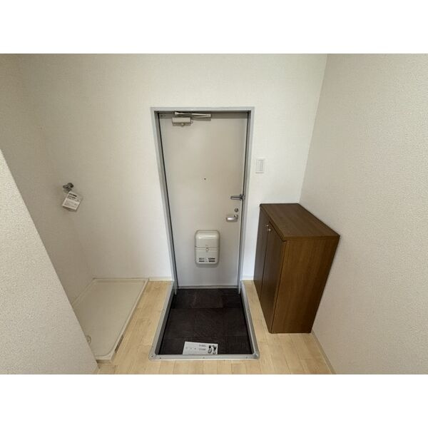 ユーベル18 108 玄関