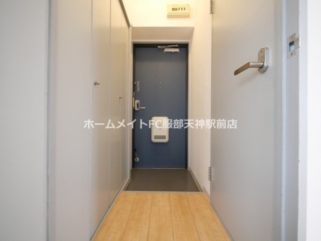 サンライズファースト 405 玄関