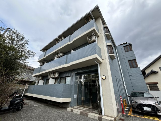 ジュネス蛍池 201 外観