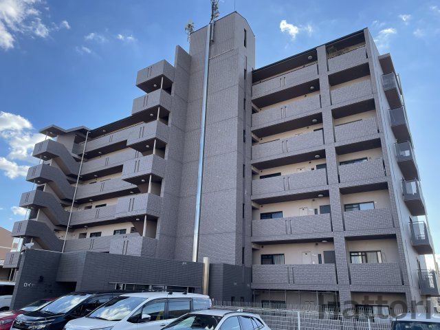 ロイヤルプラザ千里 502 外観