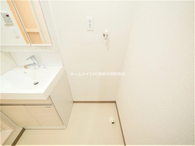 フジパレス服部本町II番館 102 洗面所
