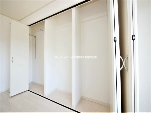 サンフラッツ新大阪別館 406 収納