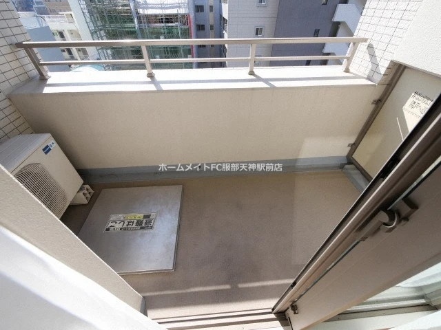 アパートメンツ江坂 0702 バルコニー