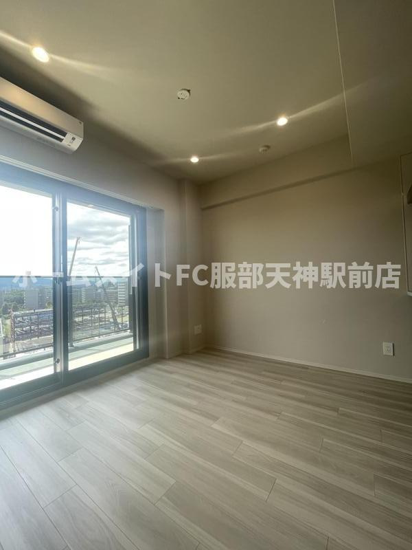シーズンフラッツ緑地公園 303 リビング