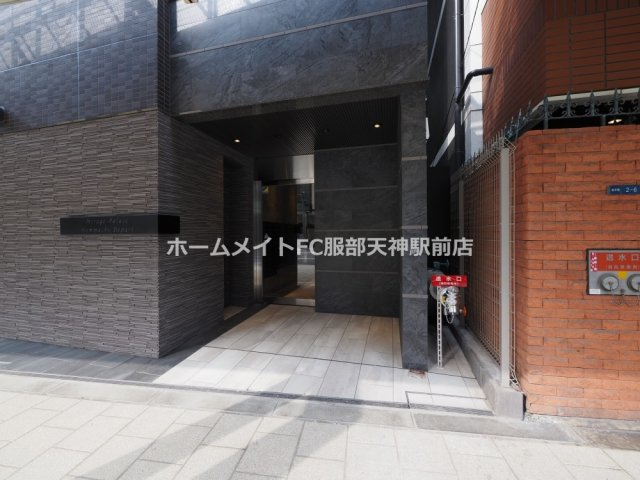 ミラージュパレス本町Depart 302 玄関