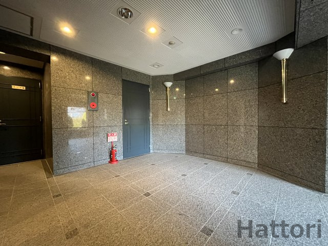 シャトレ千里 401 ロビー