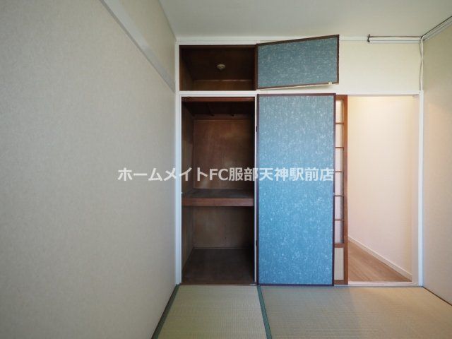 ストロング第3新大阪 102 収納