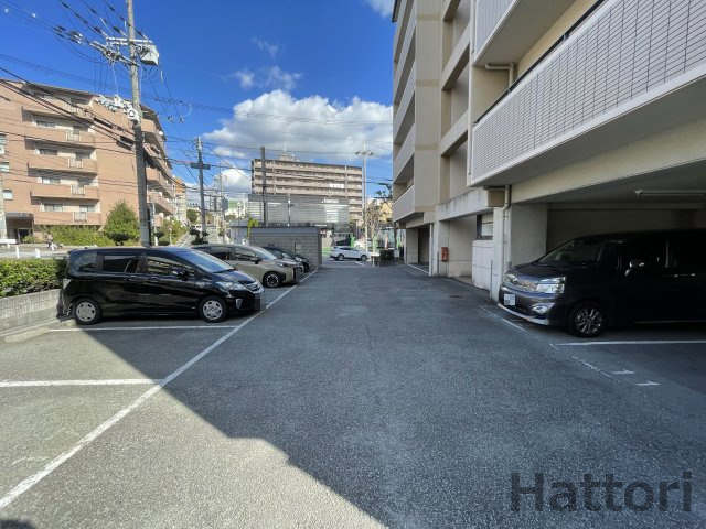 アビタシオン橋本Ⅰ 303 駐車場