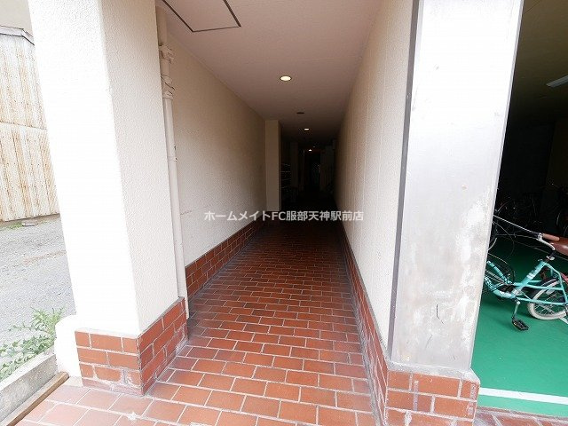 新大阪ハイツ 301 玄関