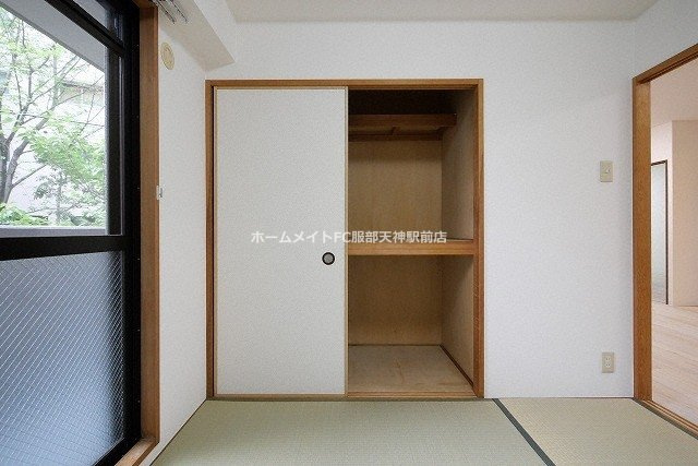 レスカーラ緑地公園 506 収納