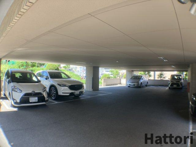 トレ・ビバース上山手公園Ⅱ 203 駐車場