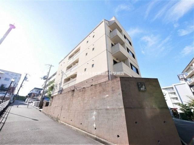 レギャン002 302 外観