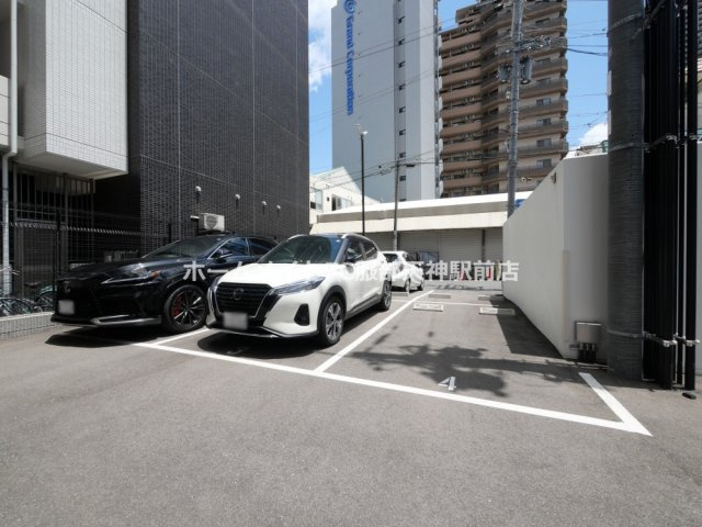 フェルザ福島 201 駐車場