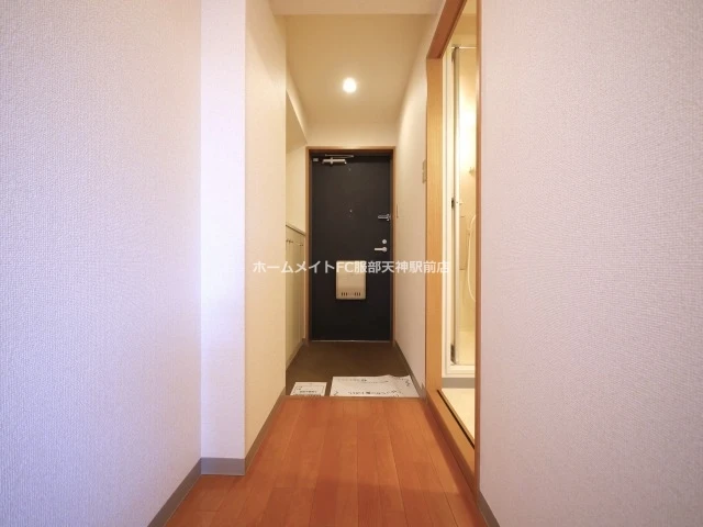 スクエア 302 玄関