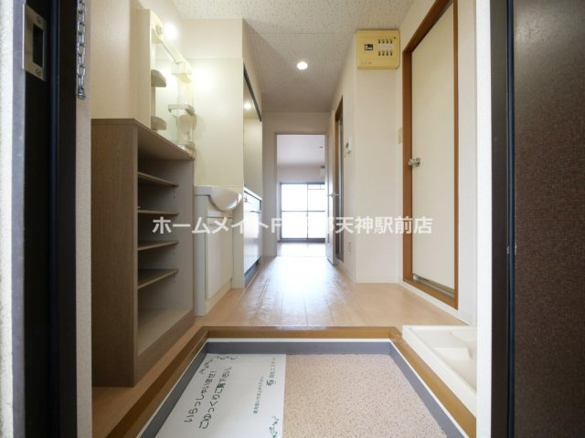 シャンヴェルジェ豊中Ⅰ 205 玄関
