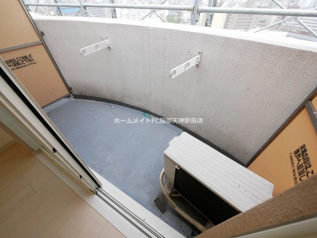 セレニテ新大阪弐番館 1502 バルコニー