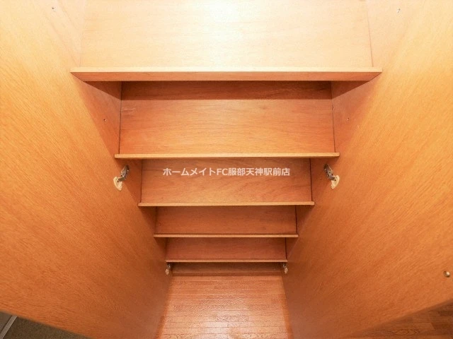 エスリード難波 0602 収納