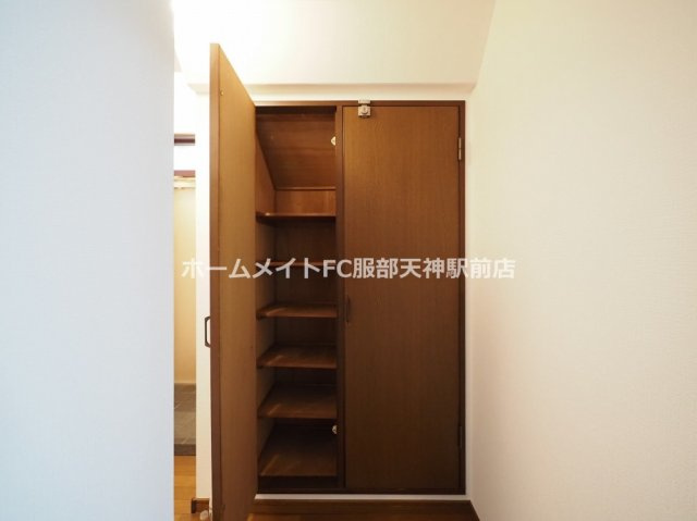 ハイツ西田 101 収納