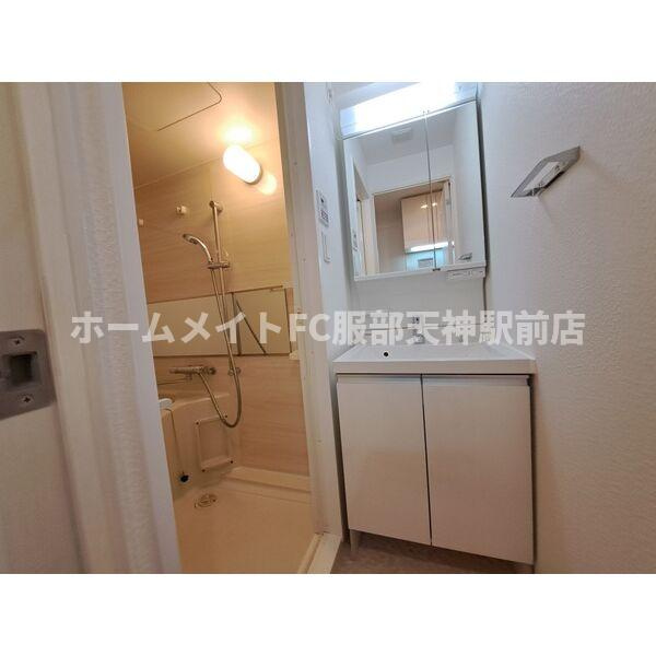 スプランディッド難波 713 洗面所