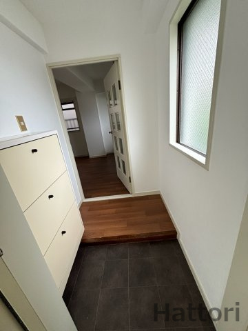 貴田第二マンション 301 玄関