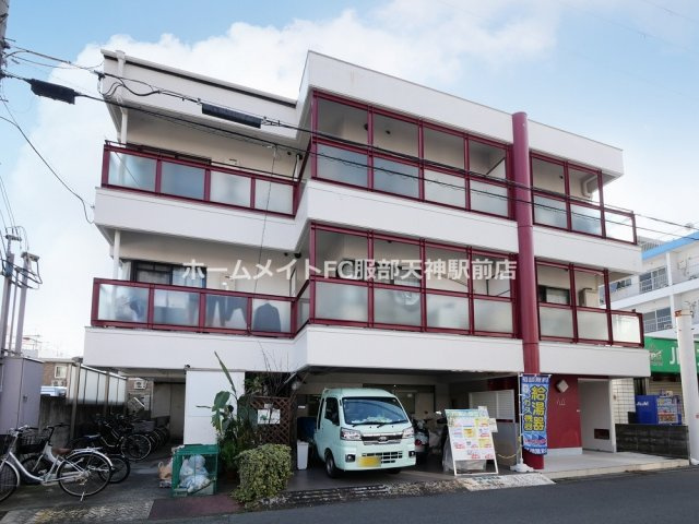 アイシス服部