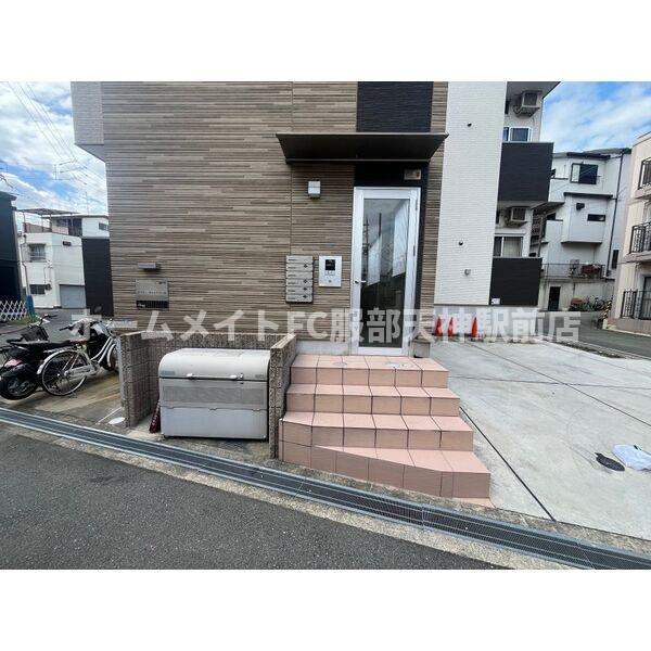 メゾン ティエドゥール 101 玄関