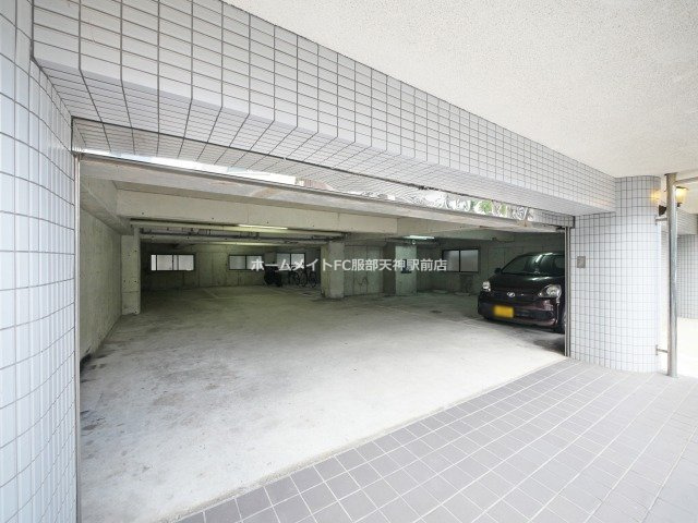 メゾン豊中パート16 205 駐車場