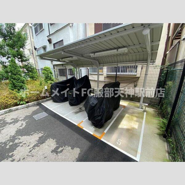 S-RESIDENCE三国WEST 903 駐車場